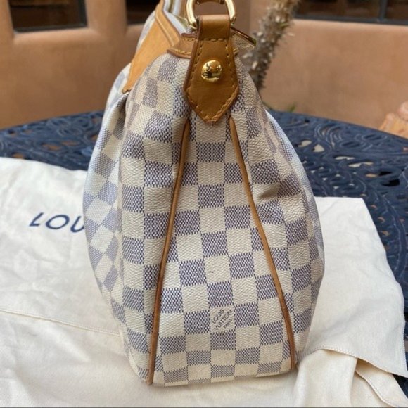 SOLD Louis Vuitton Damier Azur Siracusa MM Crossbody - Picture 6 of 15